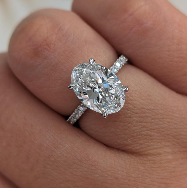 14K White Gold Diamond Engagement Ring