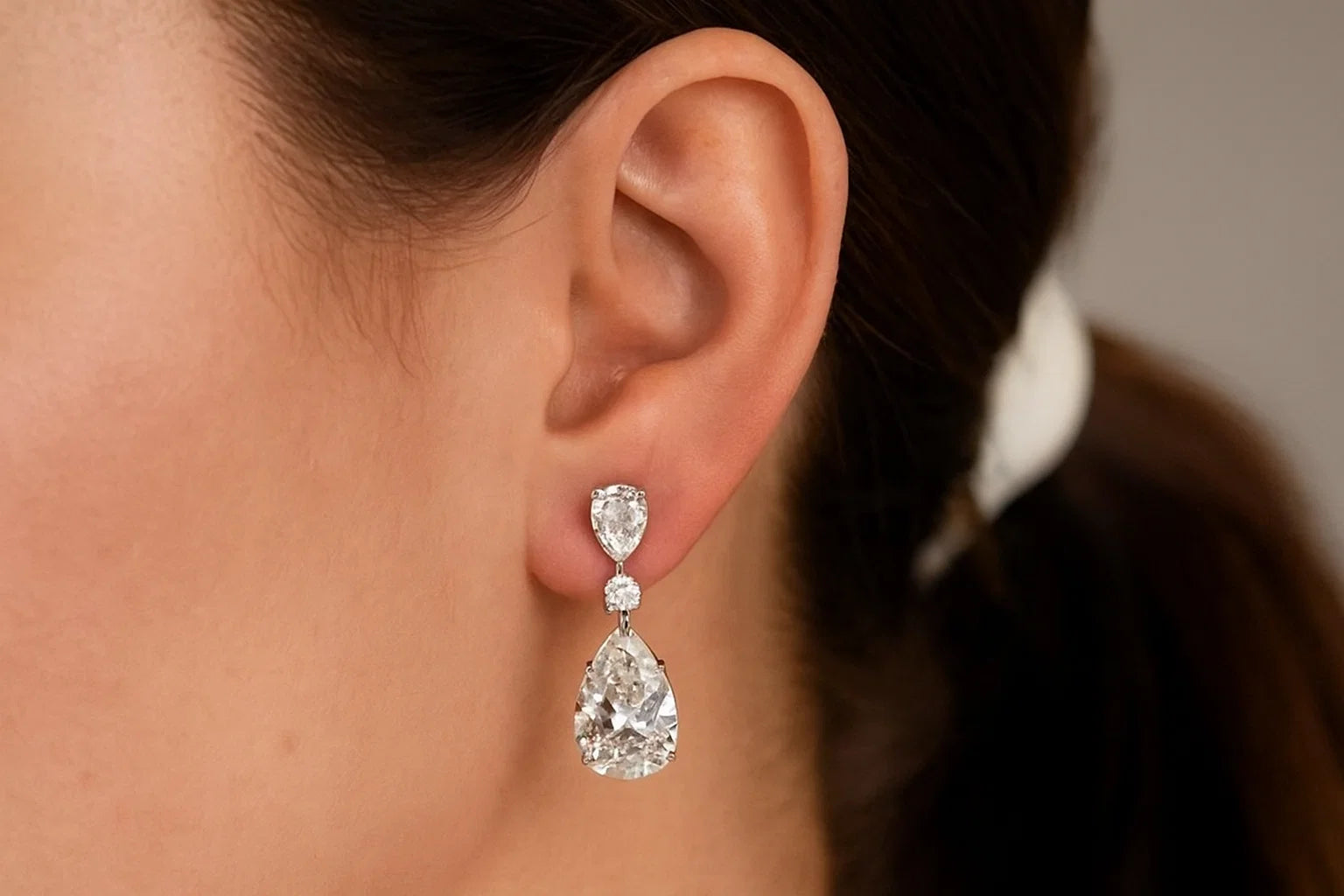 Celestia Drops – Teardrop Diamond Earrings